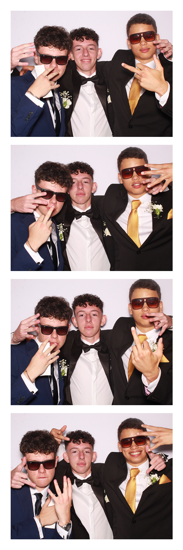 East Barnet School Prom 2022 | View more photos from the event at gallery.thephotocabin.co.uk/u/ThePhotoCabin/East-Barnet-School-Prom-2022