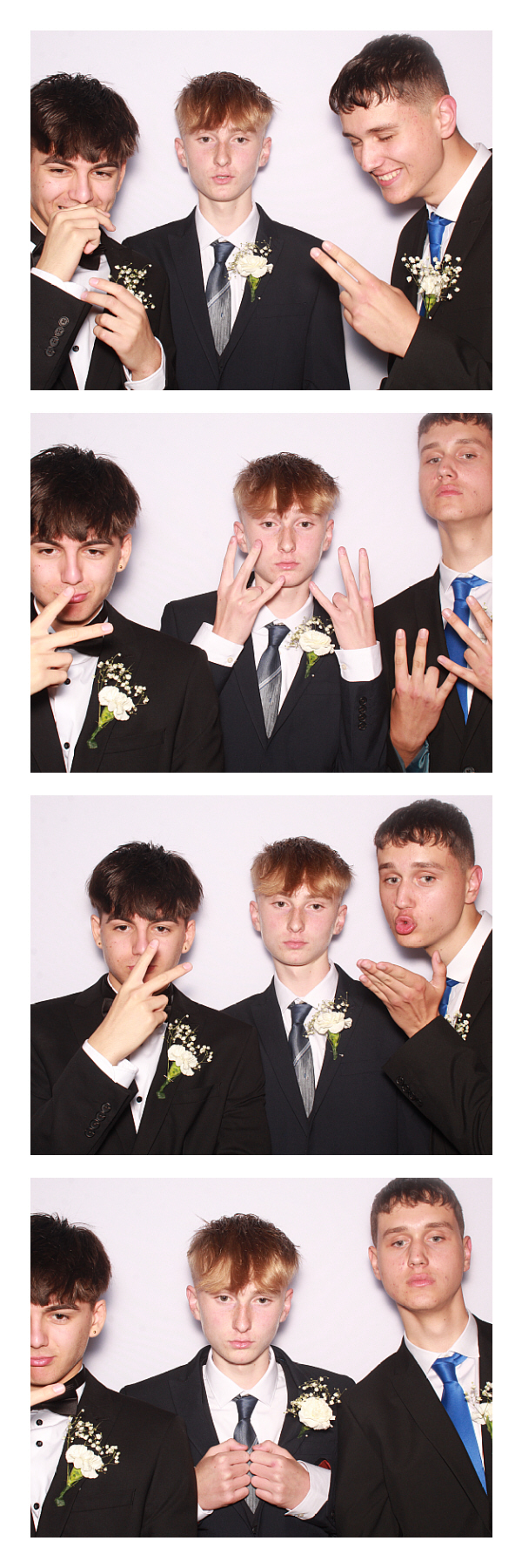 East Barnet School Prom 2022 | View more photos from the event at gallery.thephotocabin.co.uk/u/ThePhotoCabin/East-Barnet-School-Prom-2022