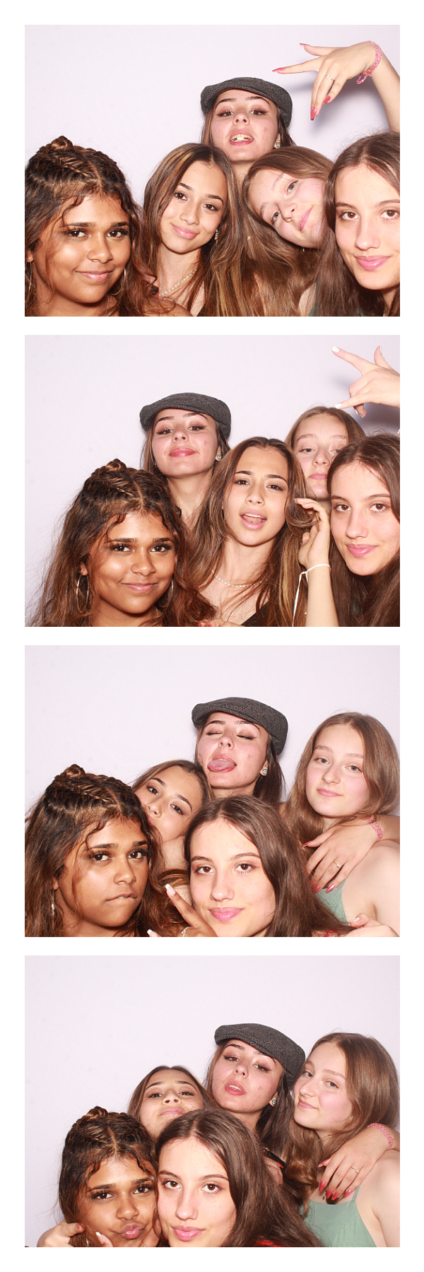 East Barnet School Prom 2022 | View more photos from the event at gallery.thephotocabin.co.uk/u/ThePhotoCabin/East-Barnet-School-Prom-2022