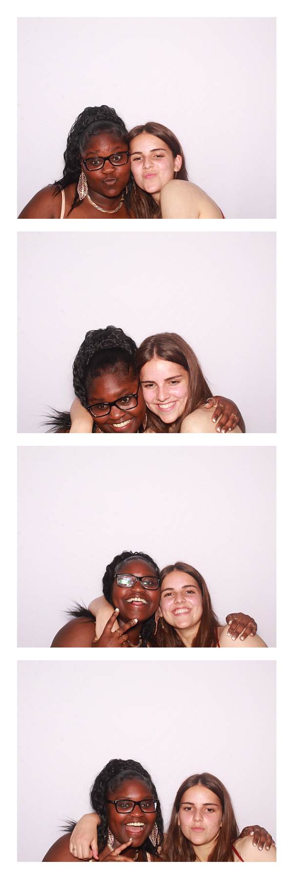 East Barnet School Prom 2022 | View more photos from the event at gallery.thephotocabin.co.uk/u/ThePhotoCabin/East-Barnet-School-Prom-2022