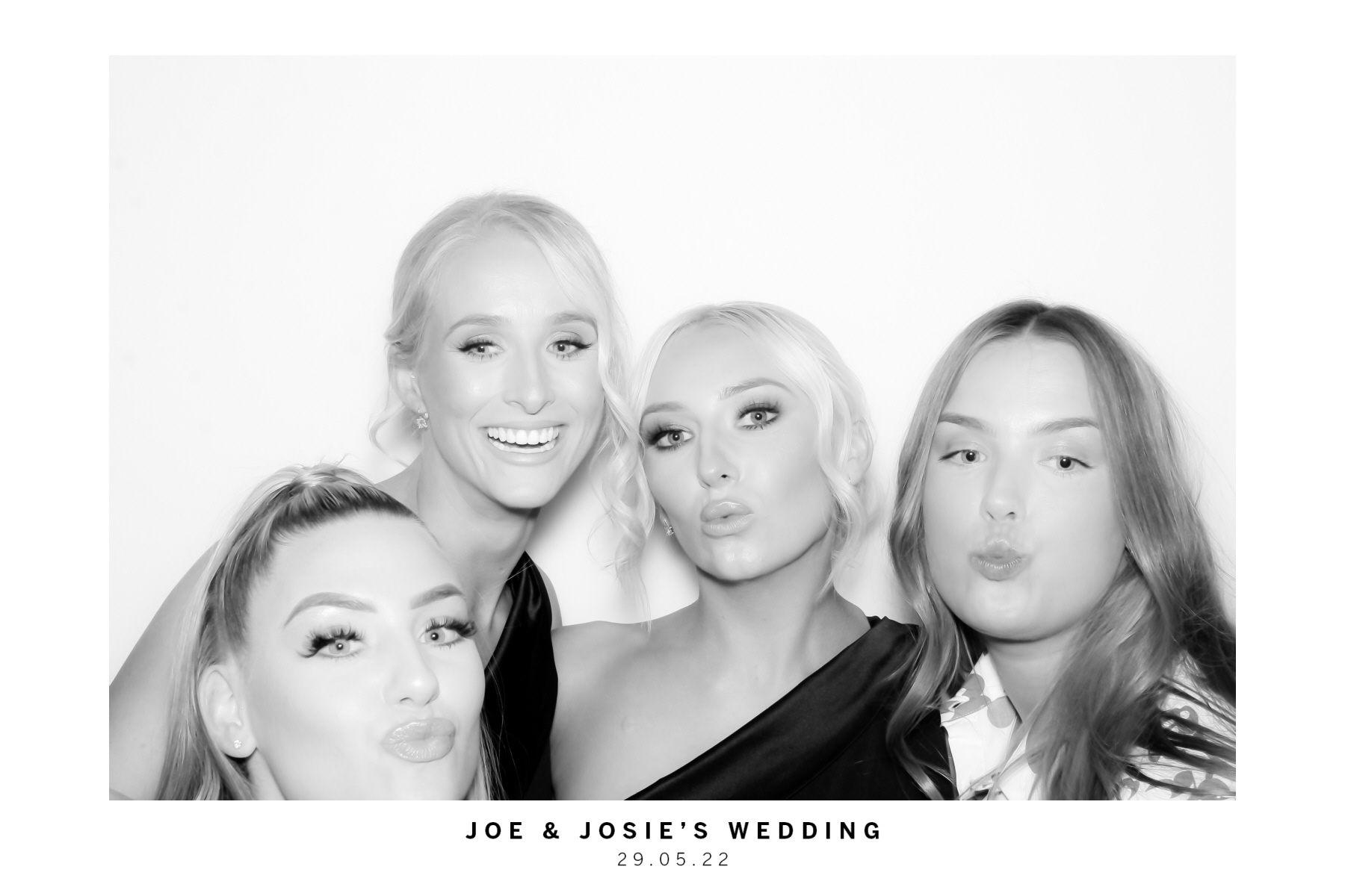 Joe & Josie's Wedding | View more photos from the event at gallery.thephotocabin.co.uk/u/ThePhotoCabin/Joe-Josies-Wedding