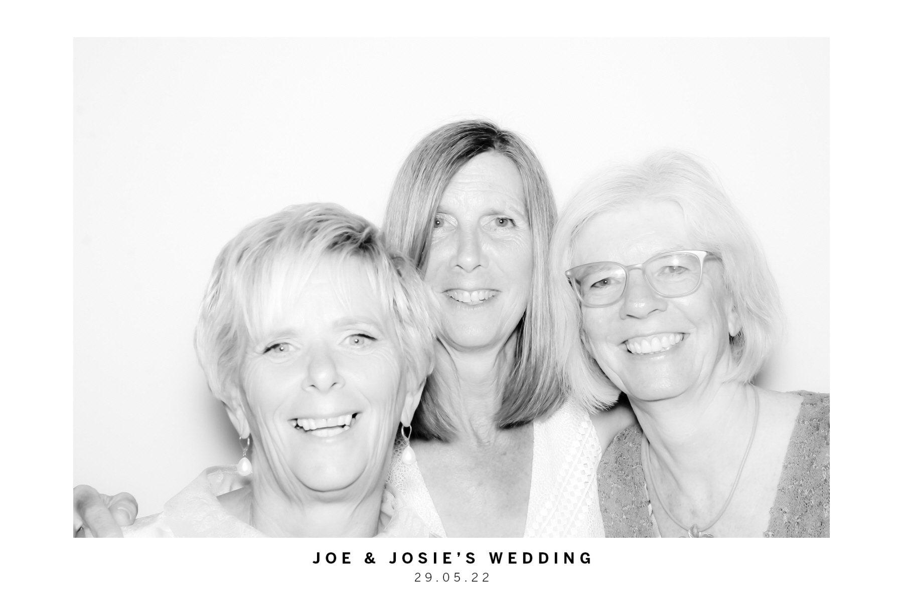 Joe & Josie's Wedding | View more photos from the event at gallery.thephotocabin.co.uk/u/ThePhotoCabin/Joe-Josies-Wedding