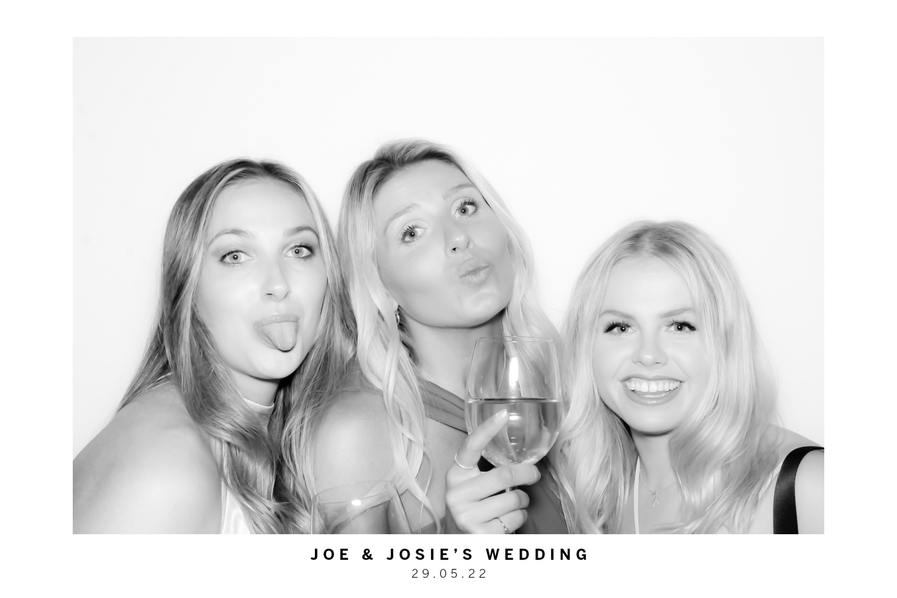 Joe & Josie's Wedding | View more photos from the event at gallery.thephotocabin.co.uk/u/ThePhotoCabin/Joe-Josies-Wedding