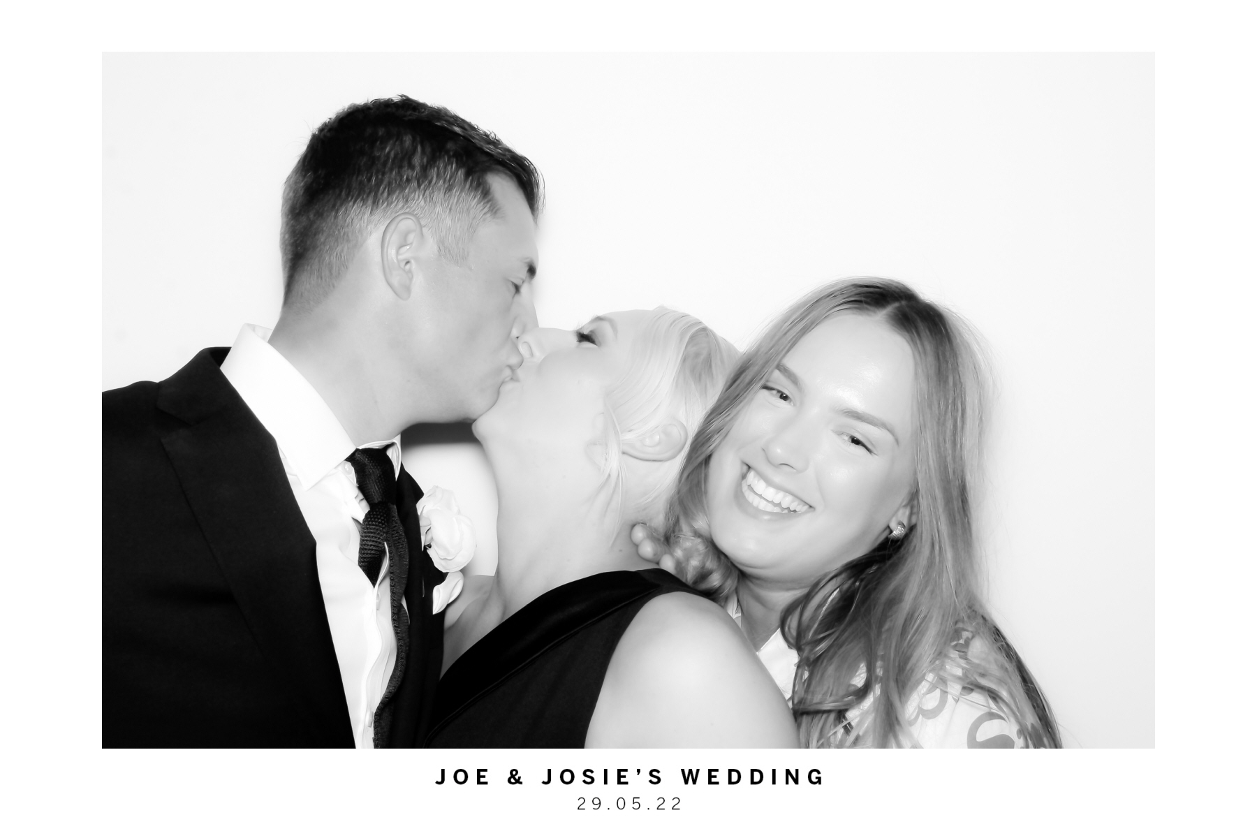 Joe & Josie's Wedding | View more photos from the event at gallery.thephotocabin.co.uk/u/ThePhotoCabin/Joe-Josies-Wedding