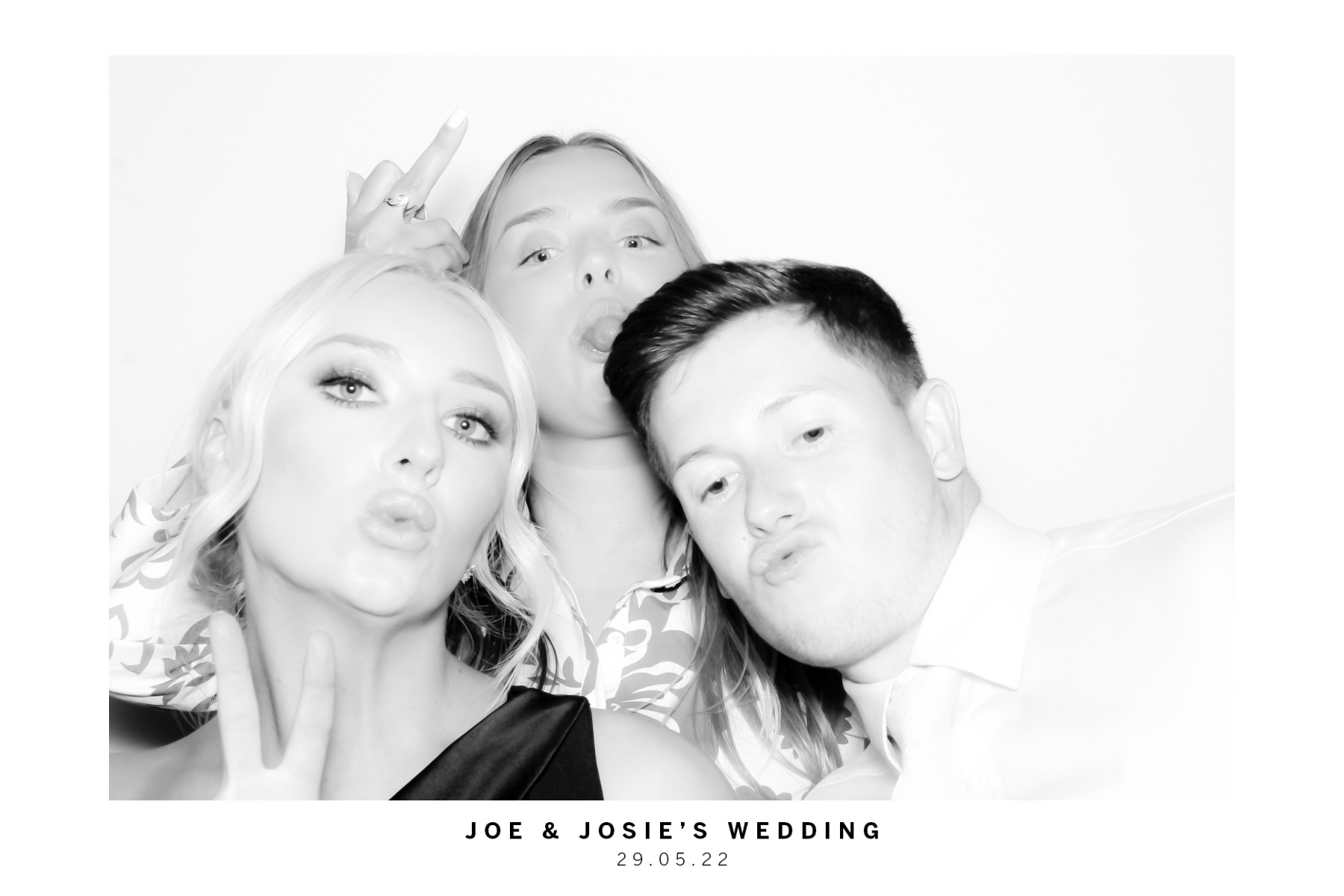 Joe & Josie's Wedding | View more photos from the event at gallery.thephotocabin.co.uk/u/ThePhotoCabin/Joe-Josies-Wedding