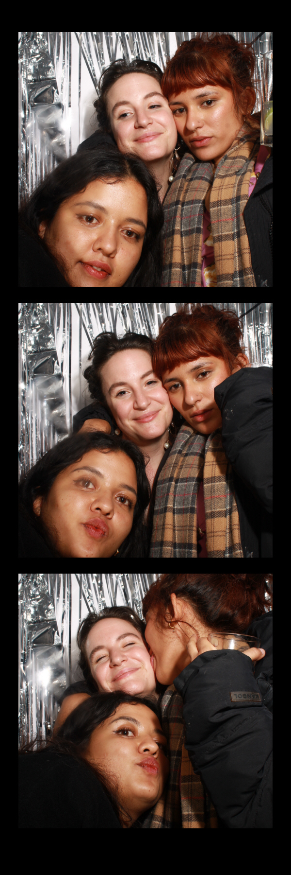 XL Christmas Party 2022 | View more photos from the event at gallery.thephotocabin.co.uk/u/ThePhotoCabin/XL-Christmas-Party-2022