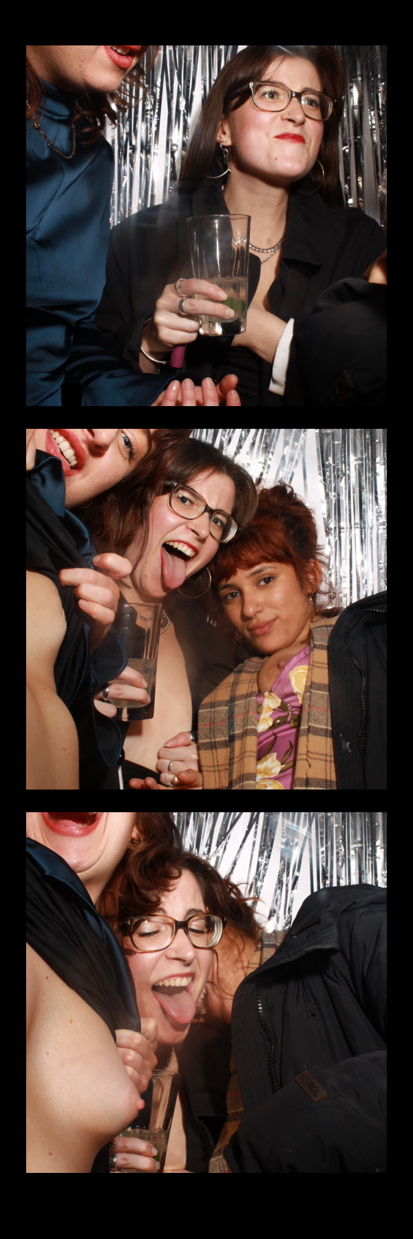 XL Christmas Party 2022 | View more photos from the event at gallery.thephotocabin.co.uk/u/ThePhotoCabin/XL-Christmas-Party-2022