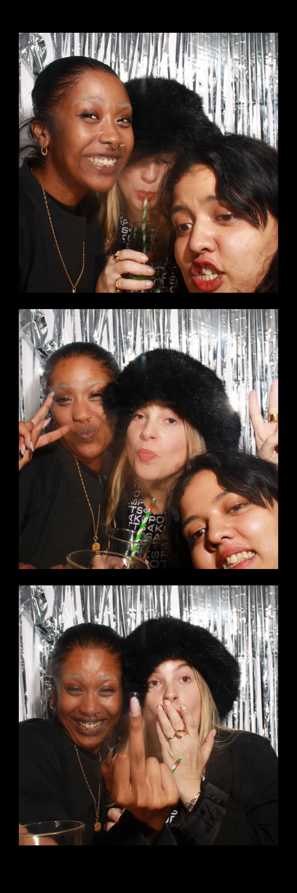 XL Christmas Party 2022 | View more photos from the event at gallery.thephotocabin.co.uk/u/ThePhotoCabin/XL-Christmas-Party-2022