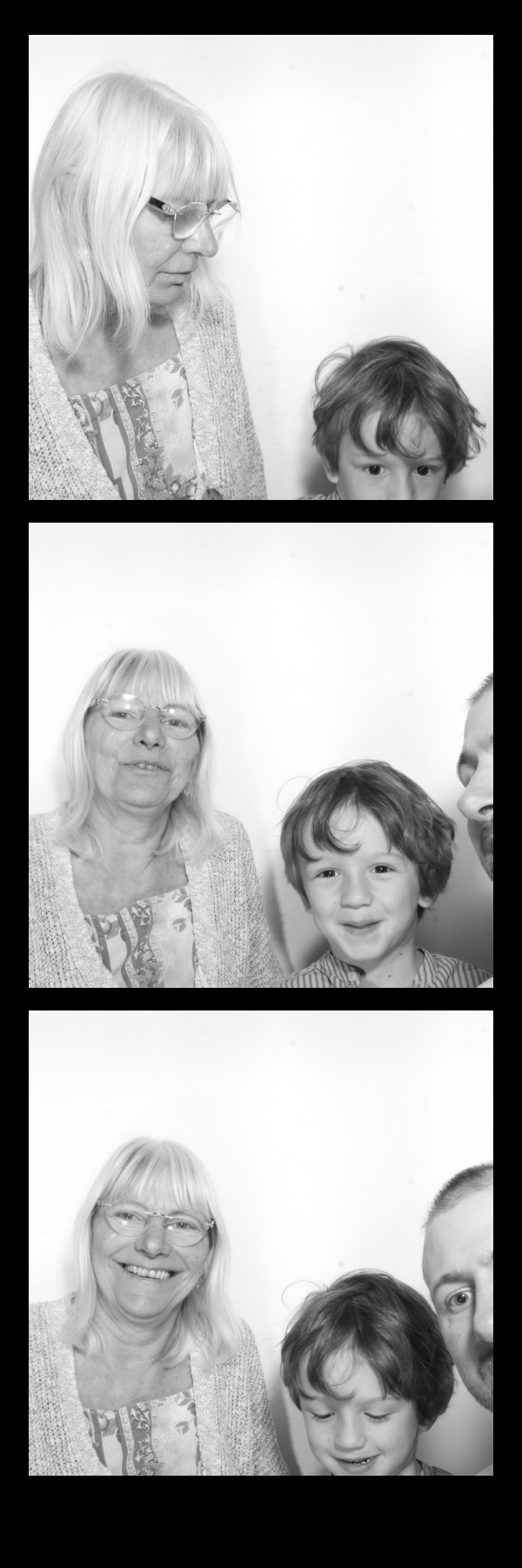 Brenda's 81st Birthday | View more photos from the event at gallery.thephotocabin.co.uk/u/ThePhotoCabin/Brendas-81st-Birthday