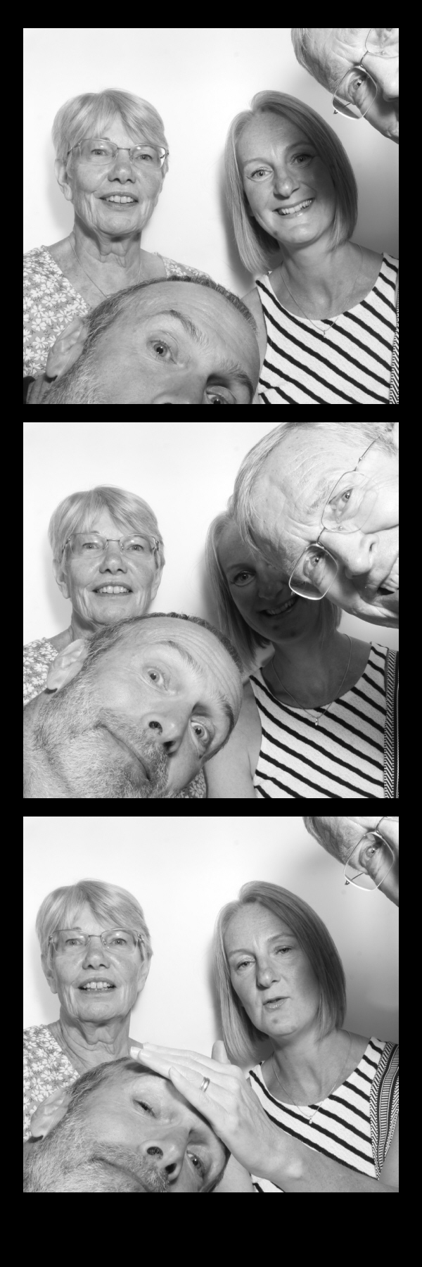 Brenda's 81st Birthday | View more photos from the event at gallery.thephotocabin.co.uk/u/ThePhotoCabin/Brendas-81st-Birthday