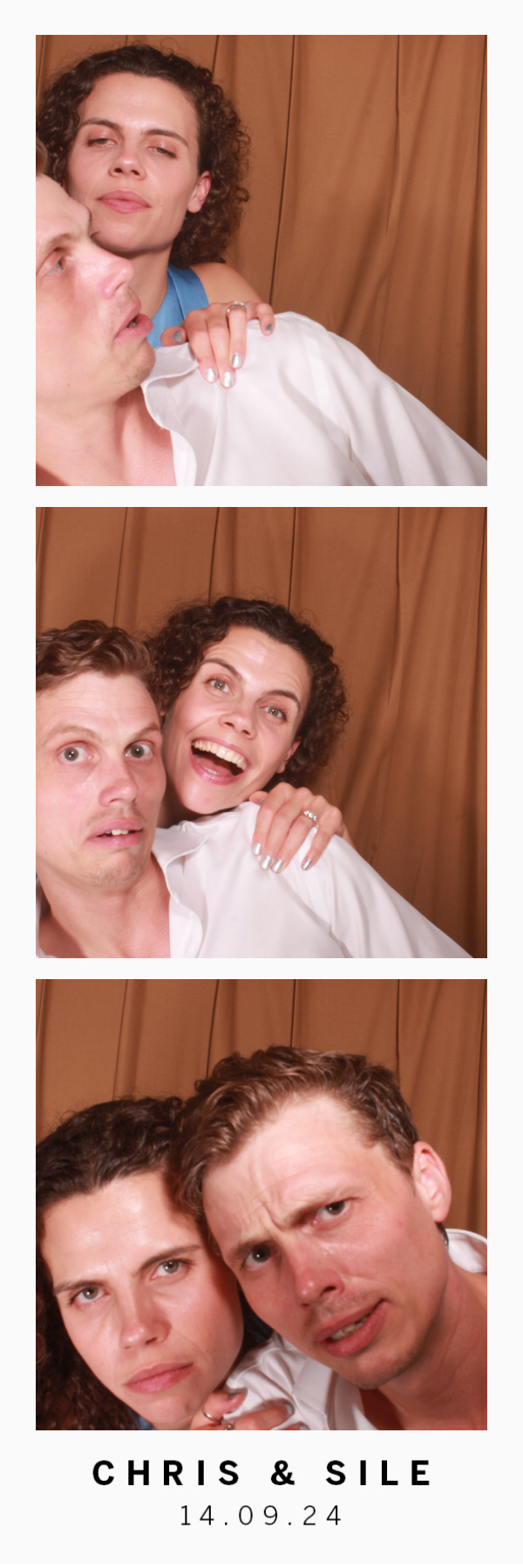Chris & Sile | View more photos from the event at gallery.thephotocabin.co.uk/u/ThePhotoCabin/Chris-Sile