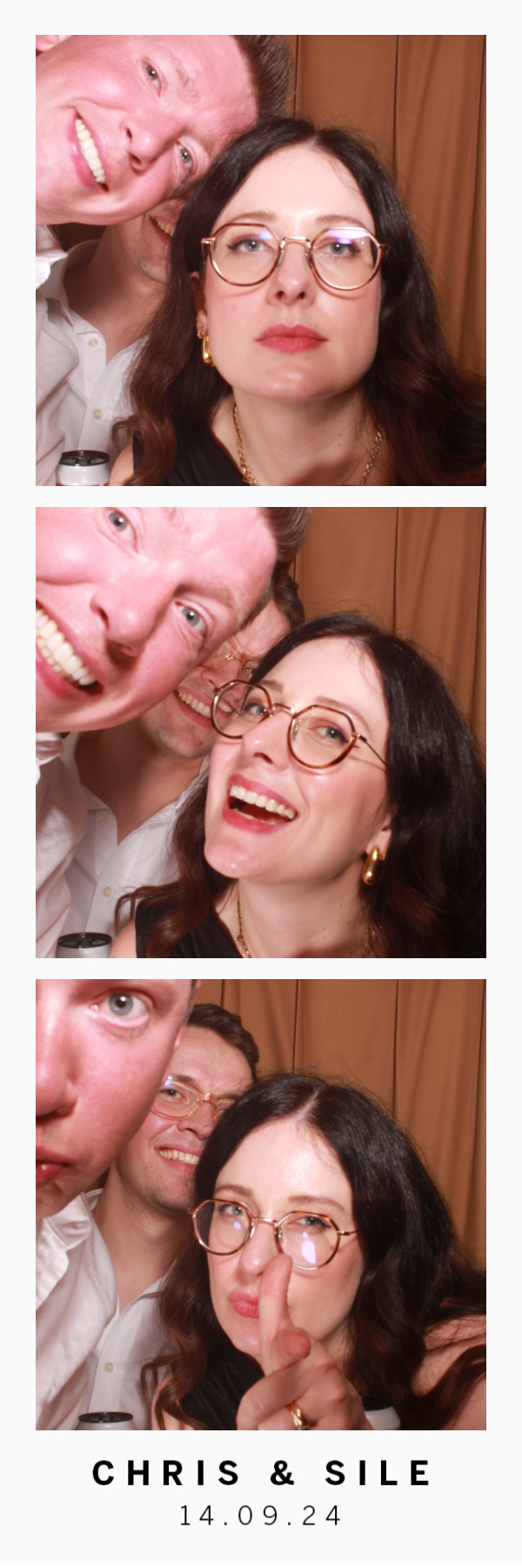 Chris & Sile | View more photos from the event at gallery.thephotocabin.co.uk/u/ThePhotoCabin/Chris-Sile