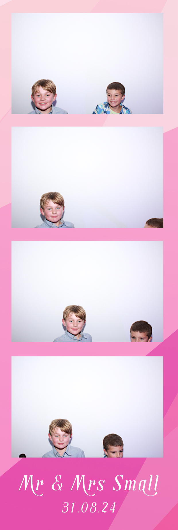Mr & Mrs Small | View more photos from the event at gallery.thephotocabin.co.uk/u/ThePhotoCabin/Mr-Mrs-Small