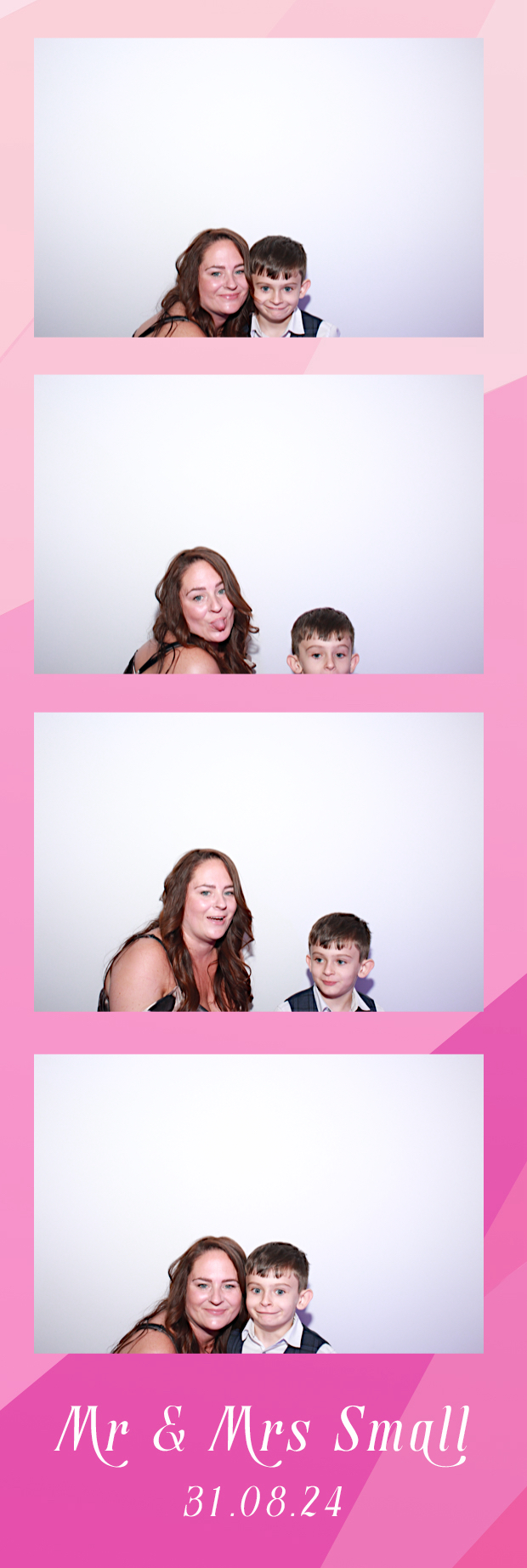 Mr & Mrs Small | View more photos from the event at gallery.thephotocabin.co.uk/u/ThePhotoCabin/Mr-Mrs-Small
