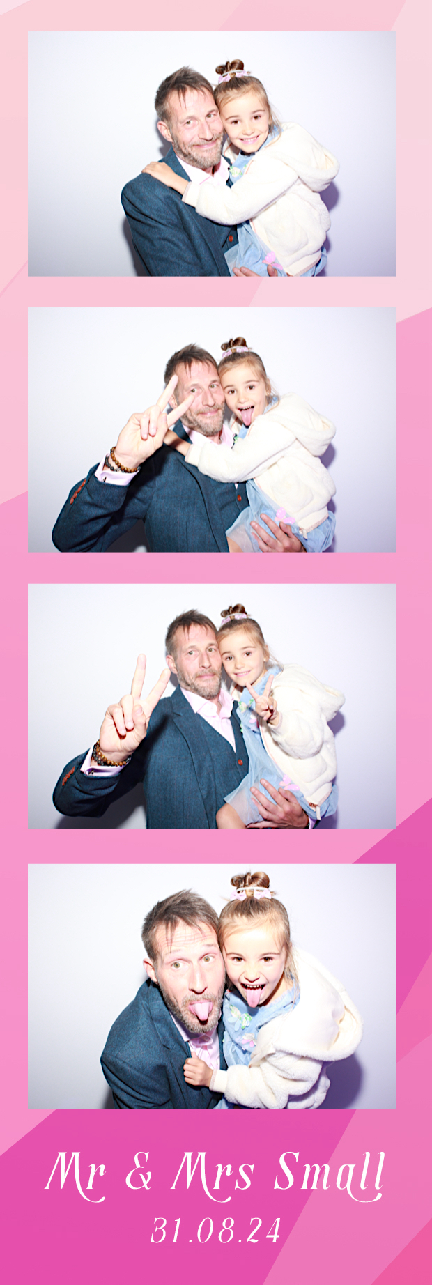 Mr & Mrs Small | View more photos from the event at gallery.thephotocabin.co.uk/u/ThePhotoCabin/Mr-Mrs-Small