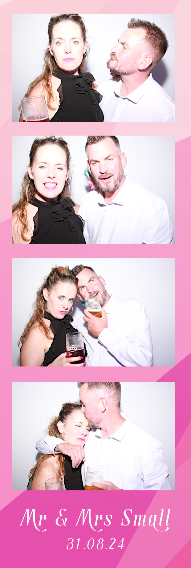 Mr & Mrs Small | View more photos from the event at gallery.thephotocabin.co.uk/u/ThePhotoCabin/Mr-Mrs-Small