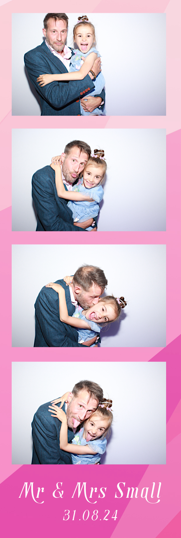 Mr & Mrs Small | View more photos from the event at gallery.thephotocabin.co.uk/u/ThePhotoCabin/Mr-Mrs-Small