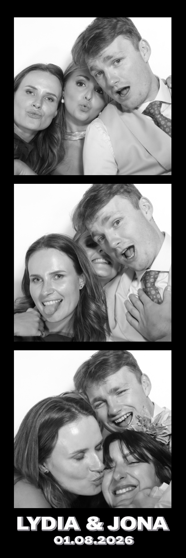Lydia & Jona | View more photos from the event at gallery.thephotocabin.co.uk/u/ThePhotoCabin/Lydia-Jona