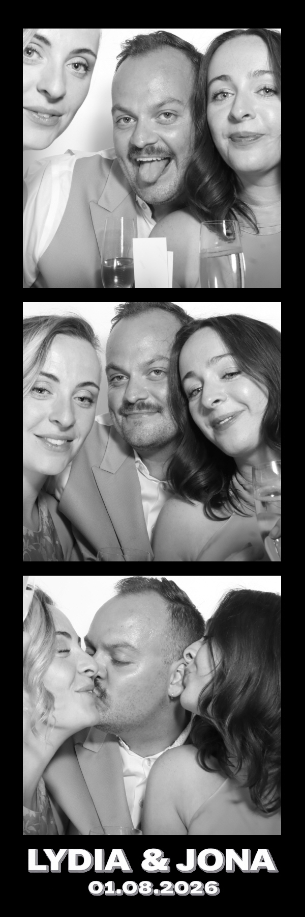 Lydia & Jona | View more photos from the event at gallery.thephotocabin.co.uk/u/ThePhotoCabin/Lydia-Jona