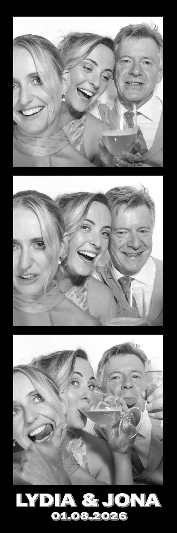 Lydia & Jona | View more photos from the event at gallery.thephotocabin.co.uk/u/ThePhotoCabin/Lydia-Jona