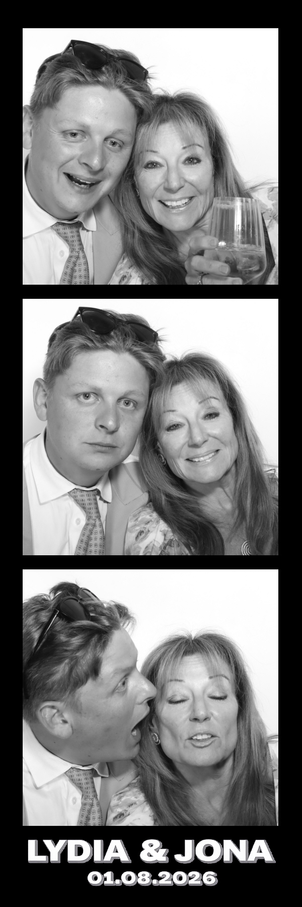 Lydia & Jona | View more photos from the event at gallery.thephotocabin.co.uk/u/ThePhotoCabin/Lydia-Jona