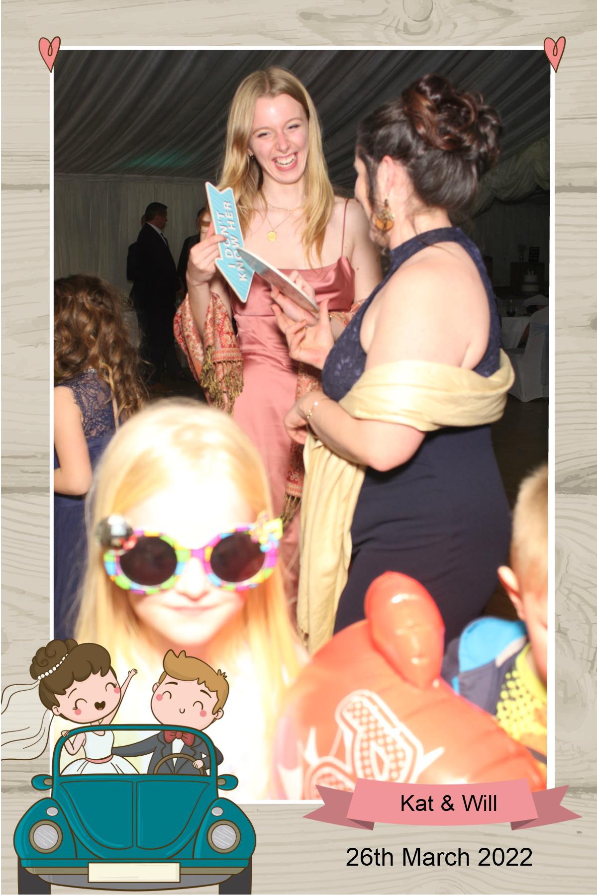 will and kat | View more photos from the event at gallery.cornwallentertainment.co.uk/u/craigcornwallentertainmentcouk/will-and-kat