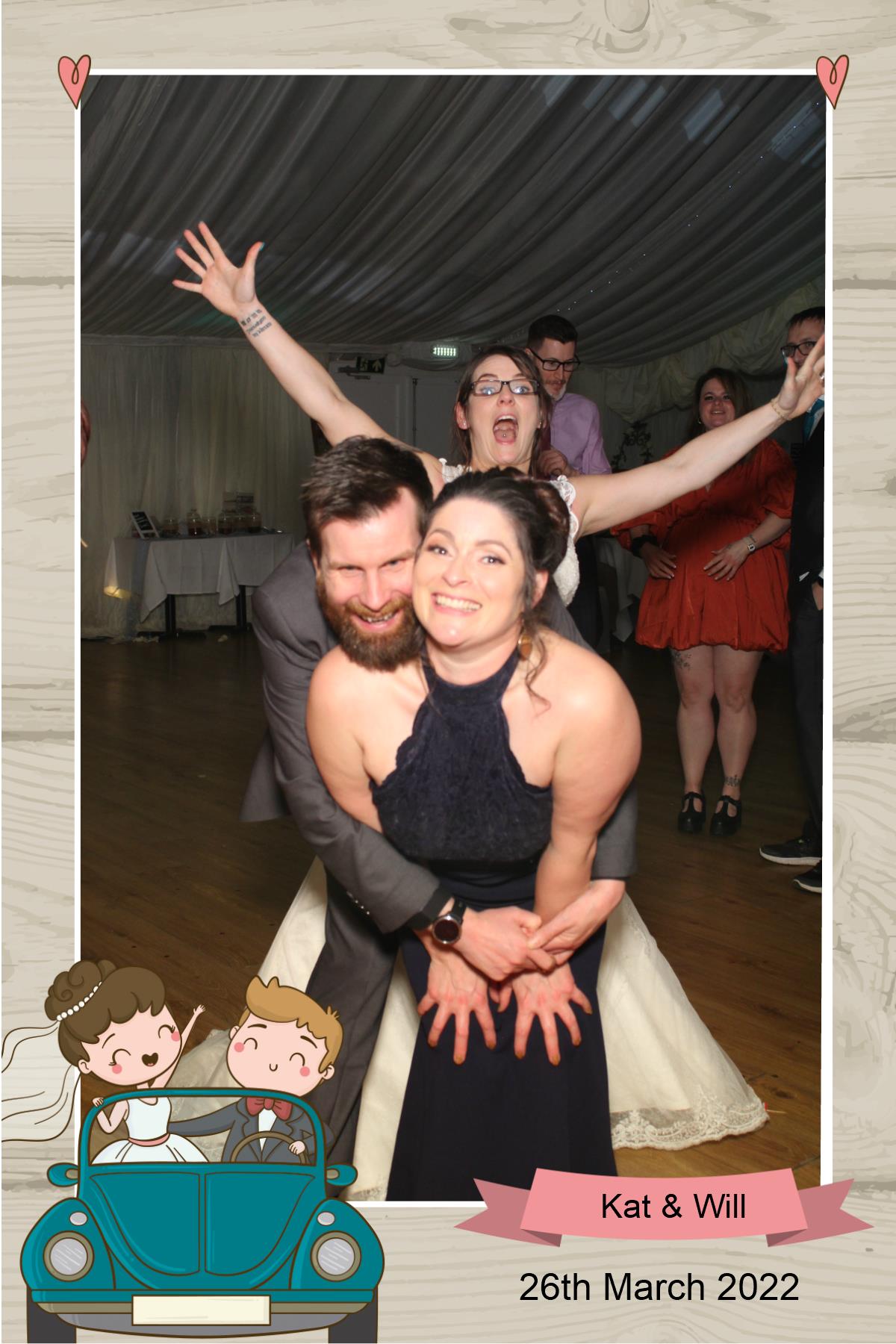 will and kat | View more photos from the event at gallery.cornwallentertainment.co.uk/u/craigcornwallentertainmentcouk/will-and-kat