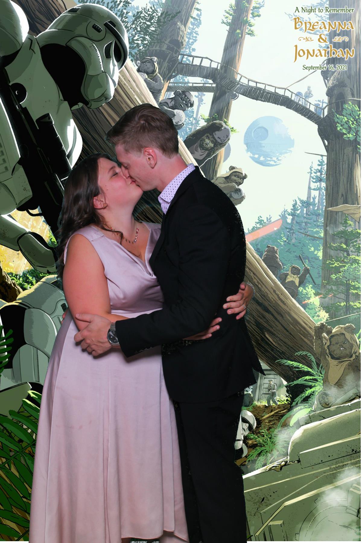 Breanna & Jonathan | View more photos from the event at gallery.myselfiemirror.ca/u/romanmyselfiemirrorca/Breanna-Jonathan