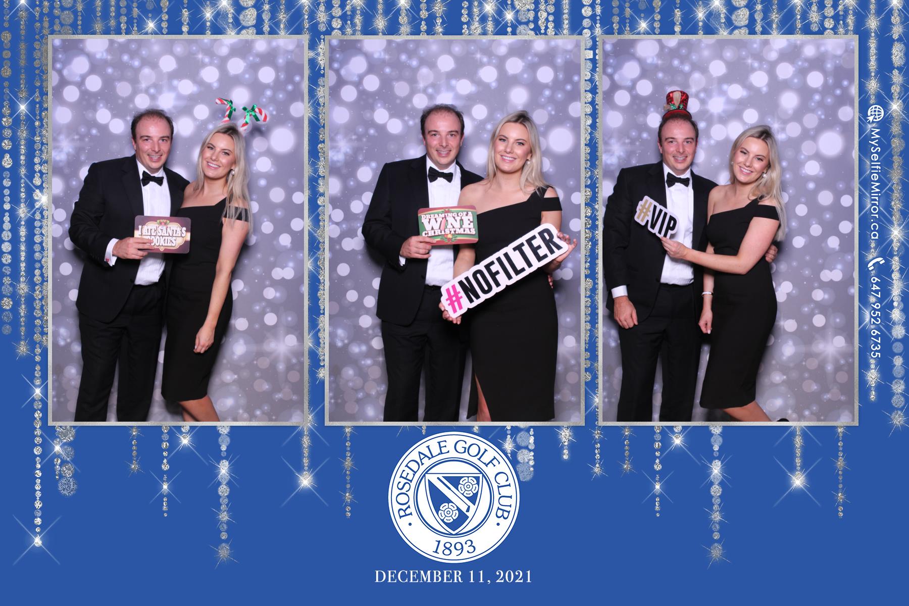 Rosedale Golf Club Christmas | View more photos from the event at gallery.myselfiemirror.ca/u/romanmyselfiemirrorca/Rosedale-Golf-Club-Christmas