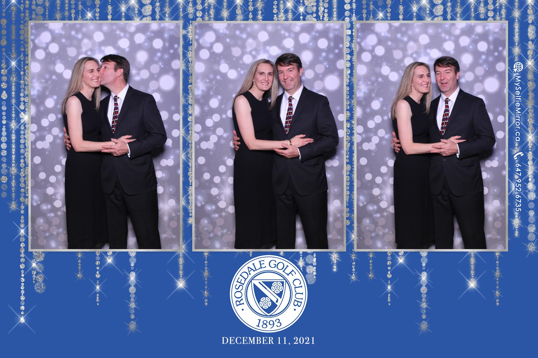 Rosedale Golf Club Christmas | View more photos from the event at gallery.myselfiemirror.ca/u/romanmyselfiemirrorca/Rosedale-Golf-Club-Christmas