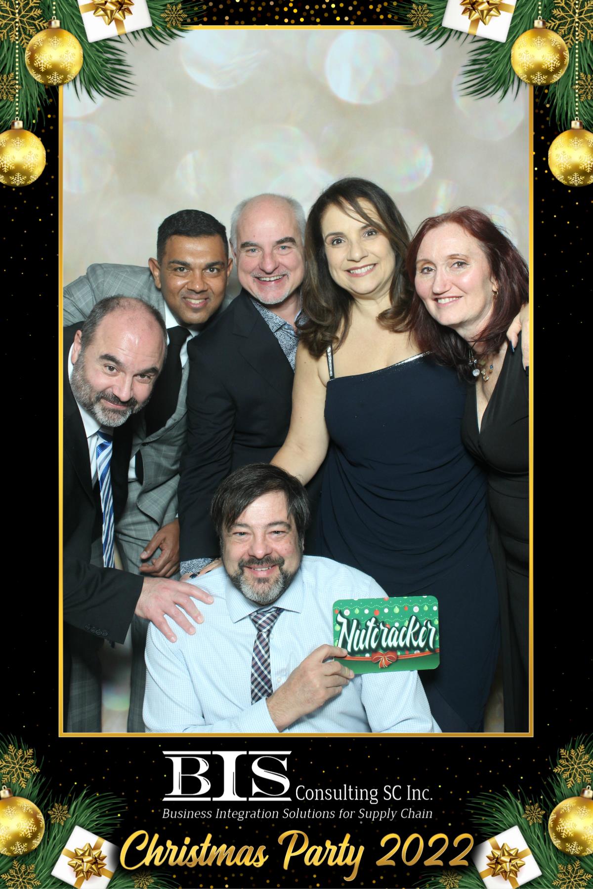 BIS Christmas Party | View more photos from the event at gallery.myselfiemirror.ca/u/romanmyselfiemirrorca/BIS-Christmas-Party