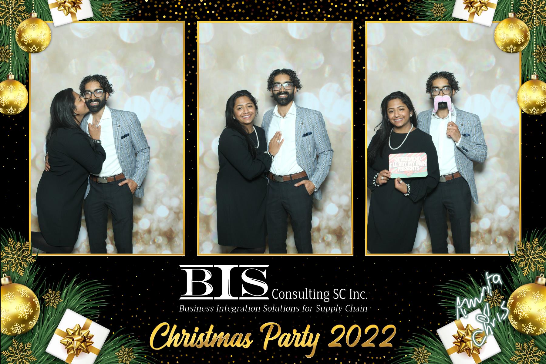 BIS Christmas Party | View more photos from the event at gallery.myselfiemirror.ca/u/romanmyselfiemirrorca/BIS-Christmas-Party