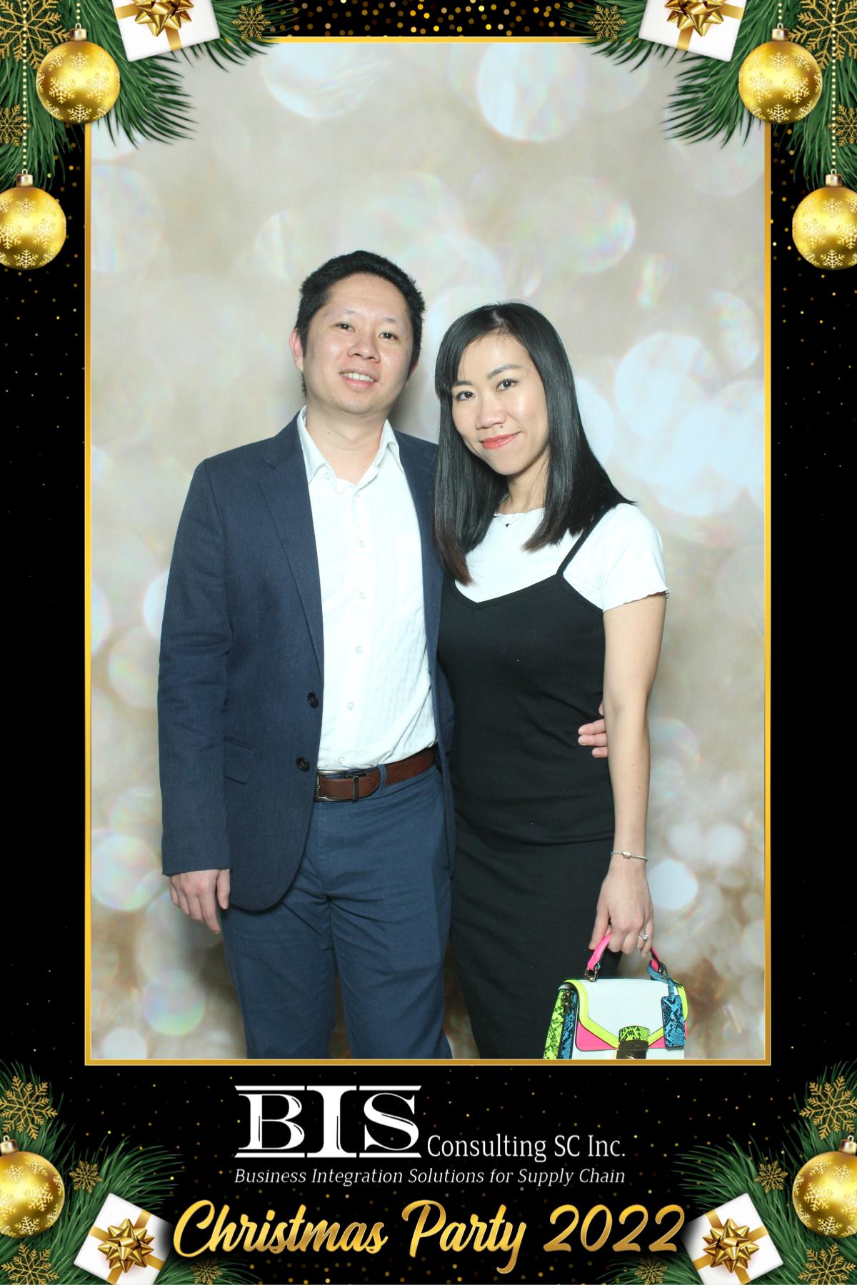 BIS Christmas Party | View more photos from the event at gallery.myselfiemirror.ca/u/romanmyselfiemirrorca/BIS-Christmas-Party