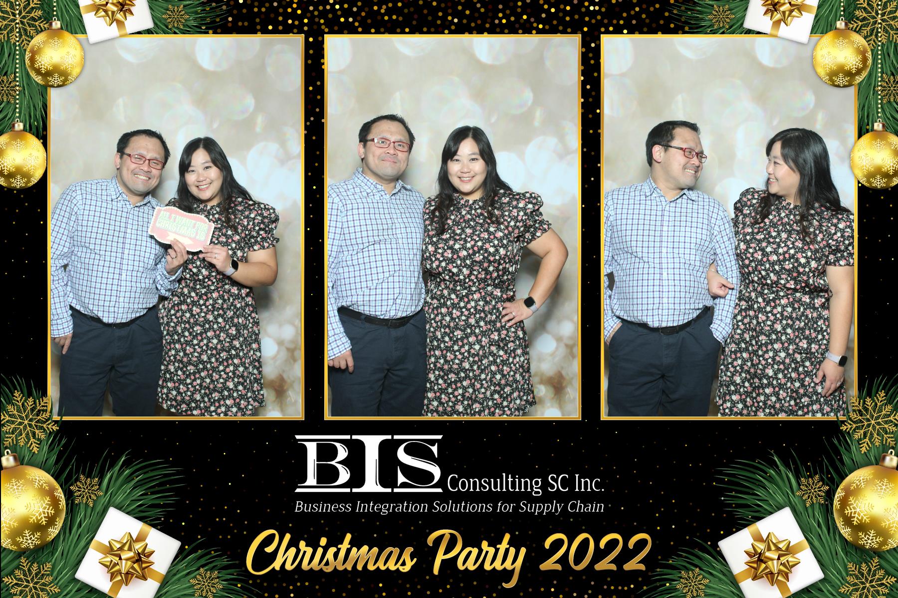 BIS Christmas Party | View more photos from the event at gallery.myselfiemirror.ca/u/romanmyselfiemirrorca/BIS-Christmas-Party