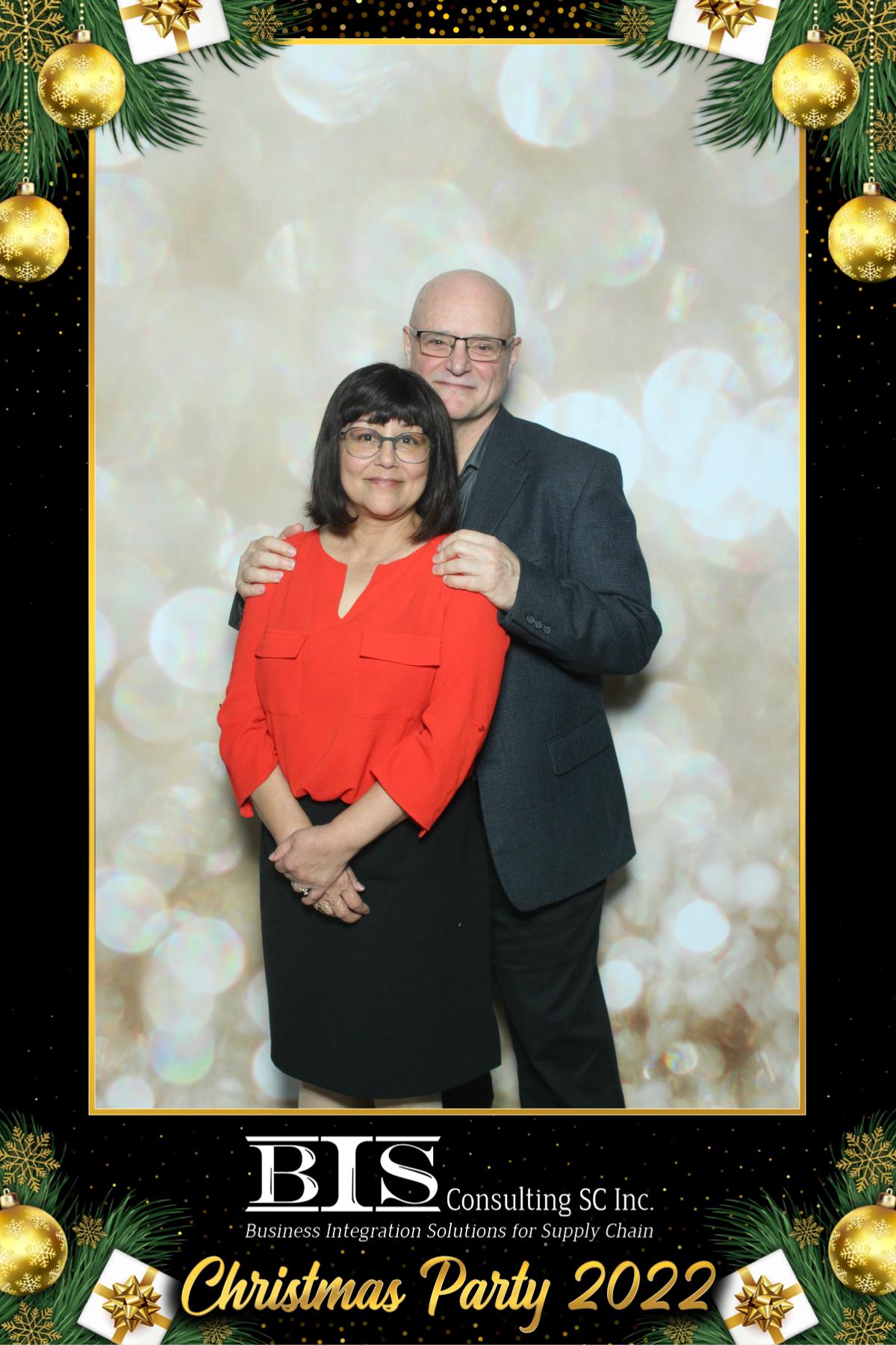 BIS Christmas Party | View more photos from the event at gallery.myselfiemirror.ca/u/romanmyselfiemirrorca/BIS-Christmas-Party