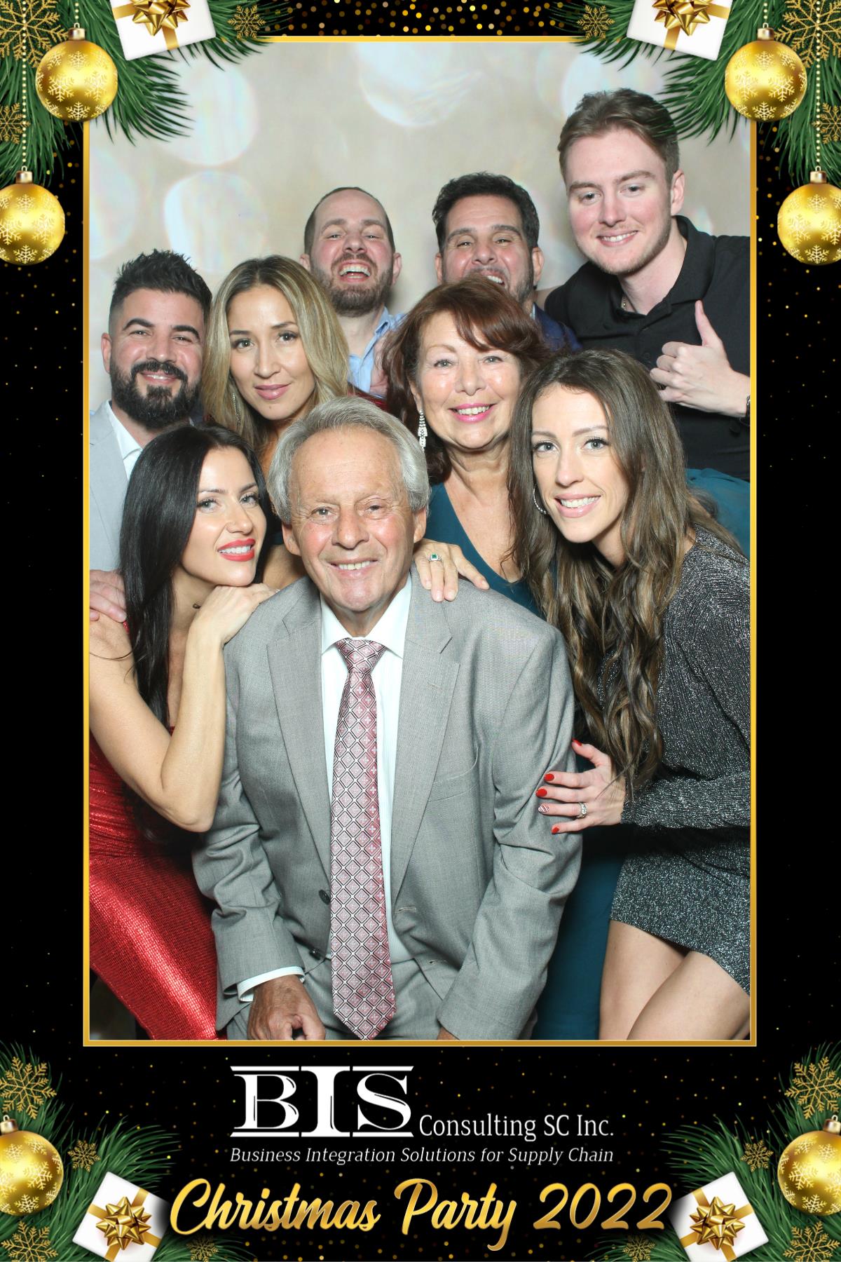 BIS Christmas Party | View more photos from the event at gallery.myselfiemirror.ca/u/romanmyselfiemirrorca/BIS-Christmas-Party