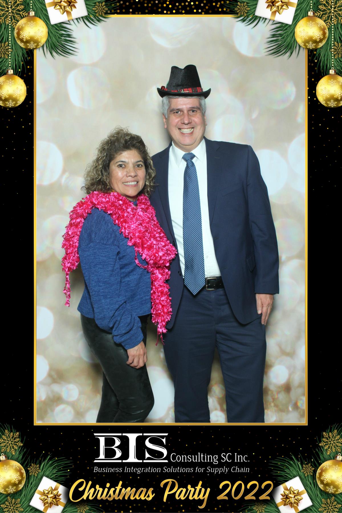 BIS Christmas Party | View more photos from the event at gallery.myselfiemirror.ca/u/romanmyselfiemirrorca/BIS-Christmas-Party