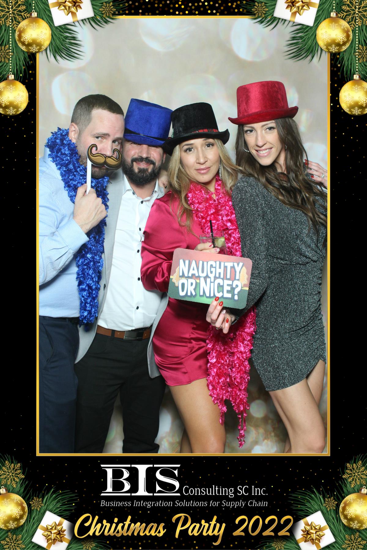 BIS Christmas Party | View more photos from the event at gallery.myselfiemirror.ca/u/romanmyselfiemirrorca/BIS-Christmas-Party