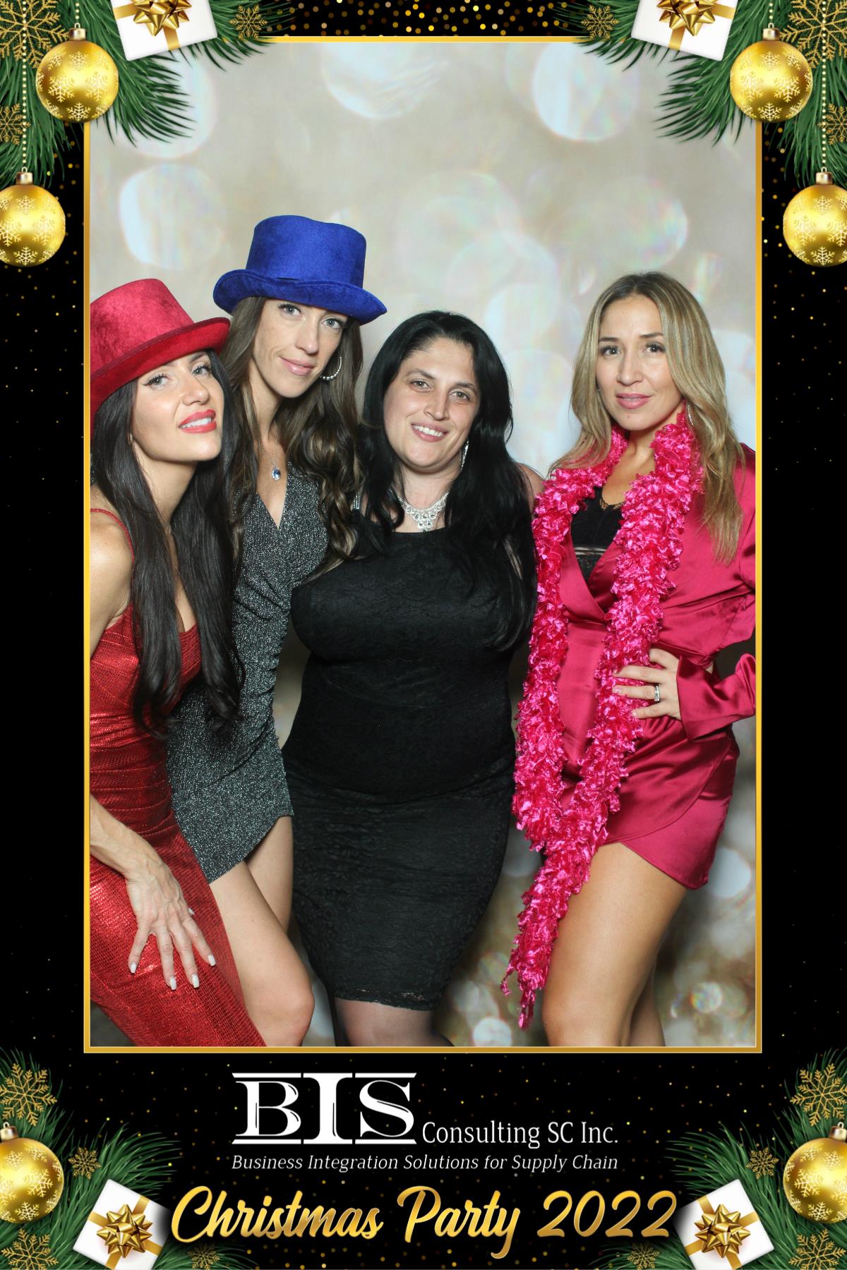 BIS Christmas Party | View more photos from the event at gallery.myselfiemirror.ca/u/romanmyselfiemirrorca/BIS-Christmas-Party