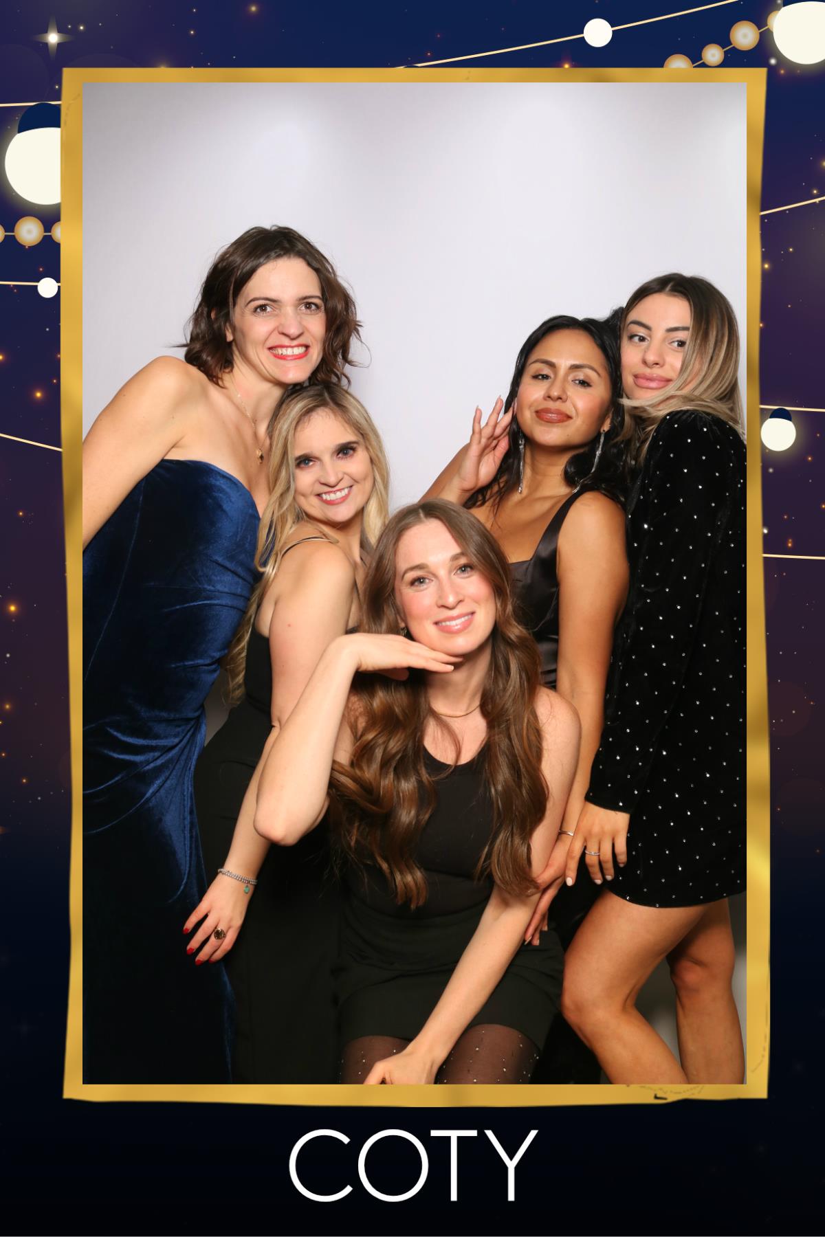 COTY Holiday Party | View more photos from the event at gallery.myselfiemirror.ca/u/romanmyselfiemirrorca/COTY-Holiday-Party