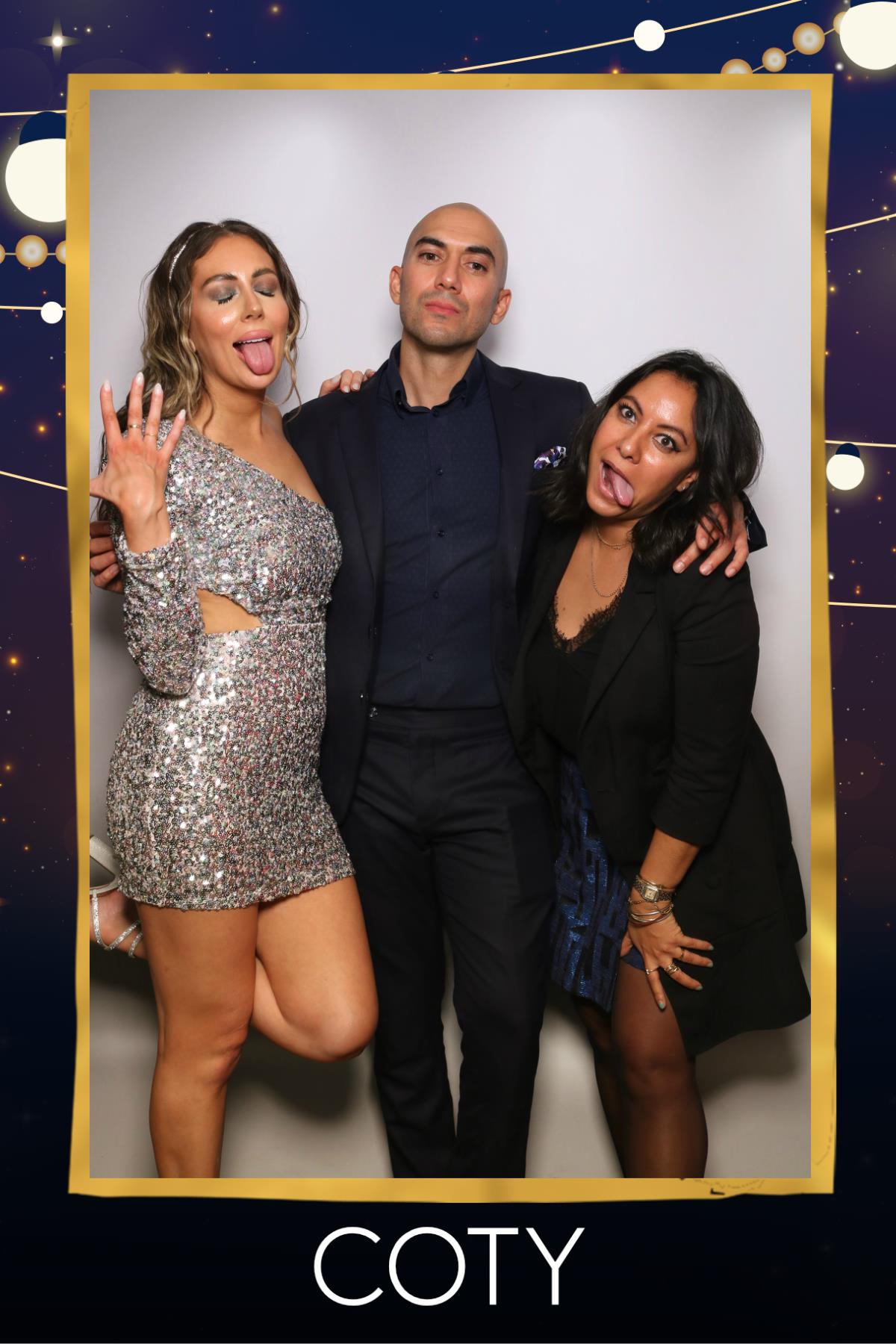COTY Holiday Party | View more photos from the event at gallery.myselfiemirror.ca/u/romanmyselfiemirrorca/COTY-Holiday-Party