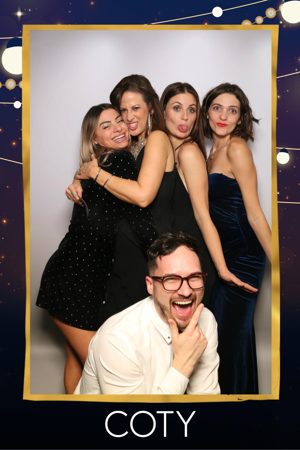 COTY Holiday Party | View more photos from the event at gallery.myselfiemirror.ca/u/romanmyselfiemirrorca/COTY-Holiday-Party