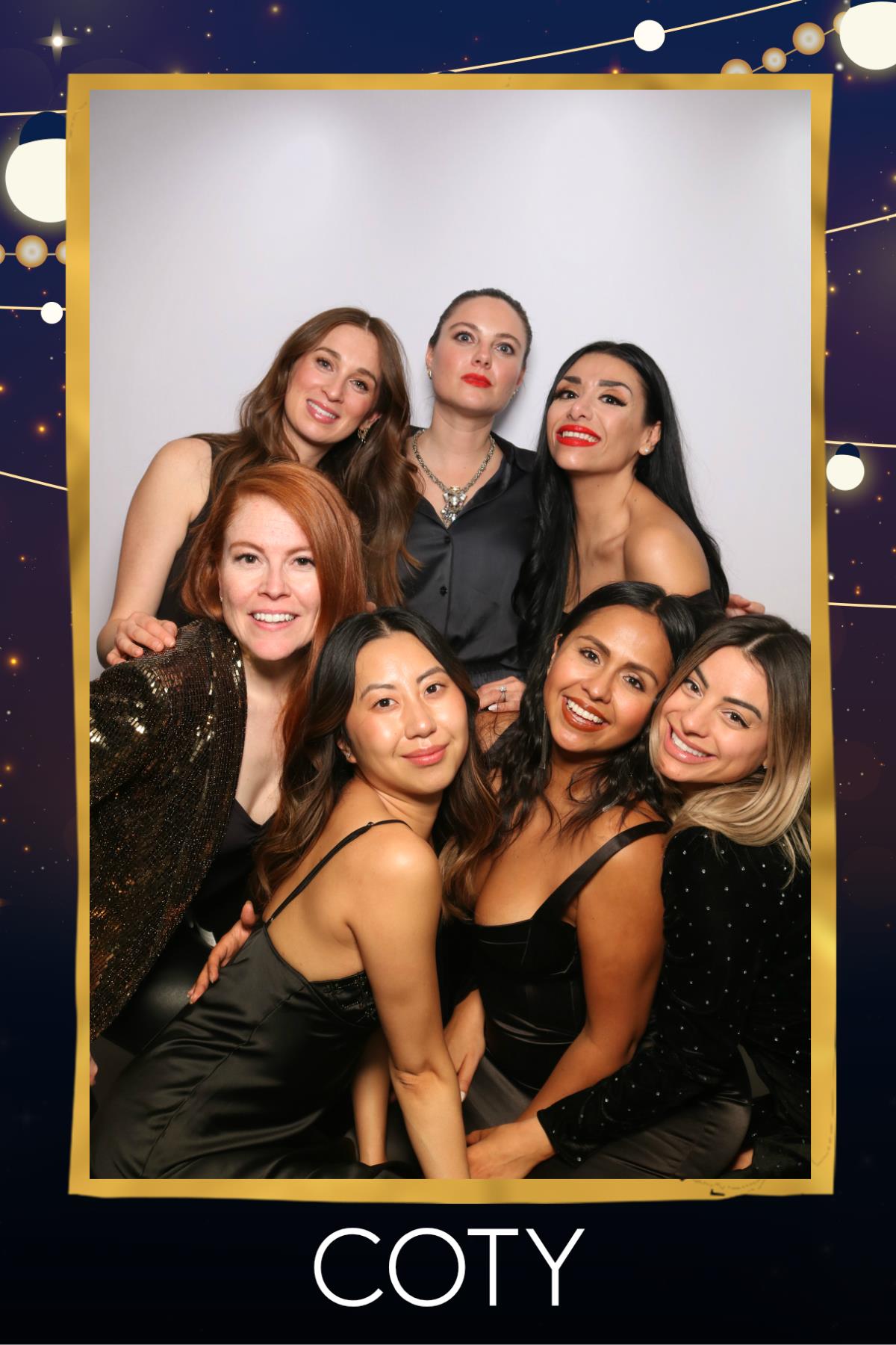 COTY Holiday Party | View more photos from the event at gallery.myselfiemirror.ca/u/romanmyselfiemirrorca/COTY-Holiday-Party