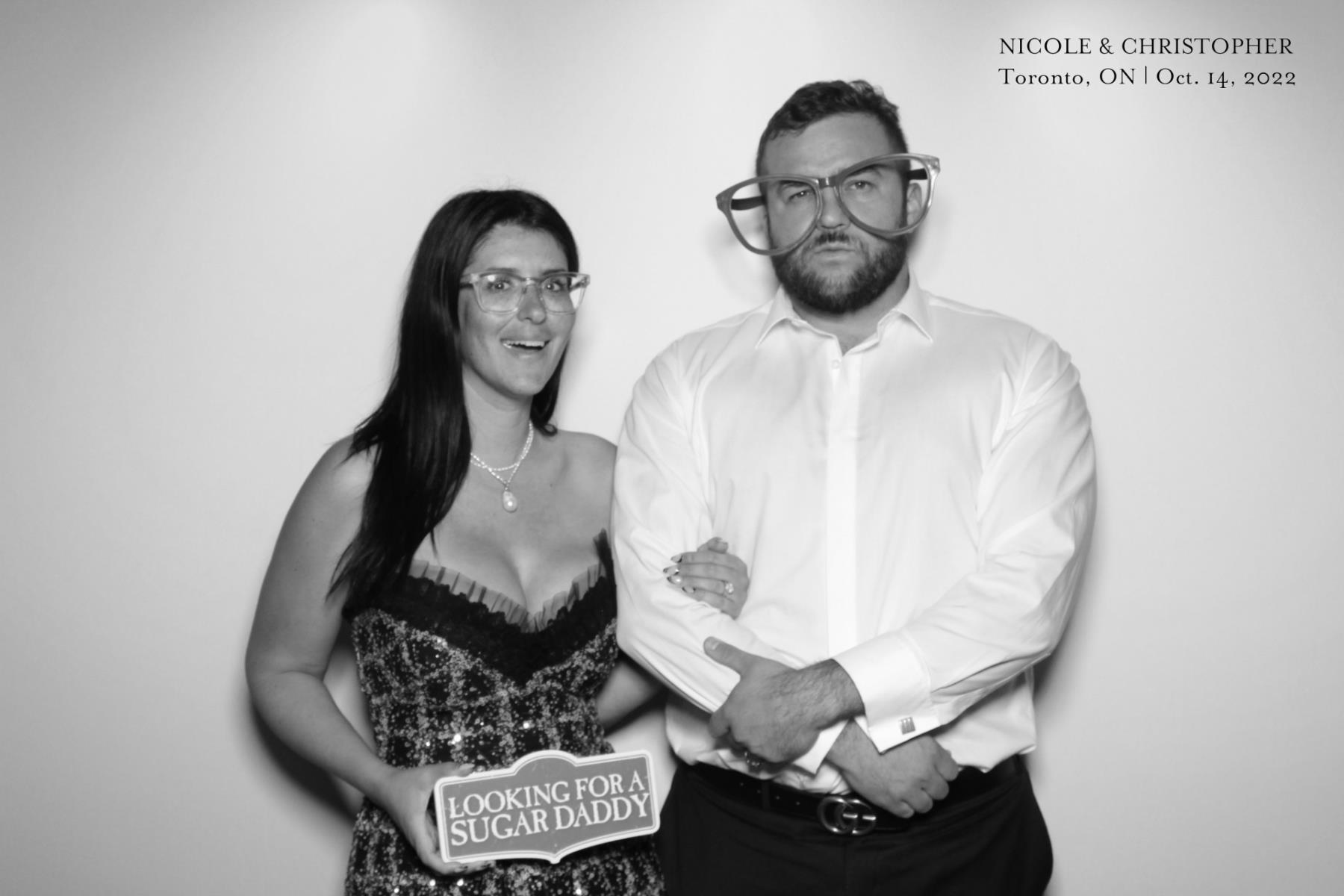 Christopher & Nicole | View more photos from the event at gallery.myselfiemirror.ca/u/romanmyselfiemirrorca/Christopher-Nicole