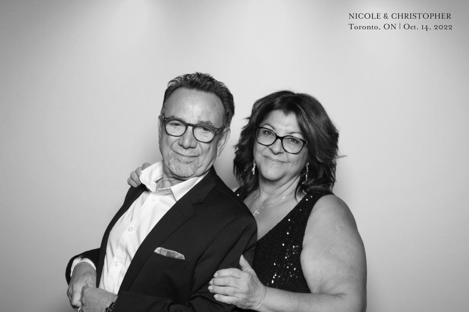 Christopher & Nicole | View more photos from the event at gallery.myselfiemirror.ca/u/romanmyselfiemirrorca/Christopher-Nicole