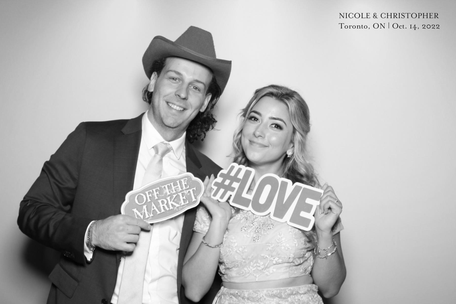 Christopher & Nicole | View more photos from the event at gallery.myselfiemirror.ca/u/romanmyselfiemirrorca/Christopher-Nicole