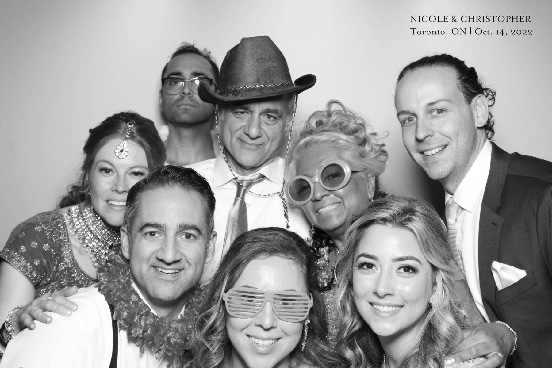 Christopher & Nicole | View more photos from the event at gallery.myselfiemirror.ca/u/romanmyselfiemirrorca/Christopher-Nicole