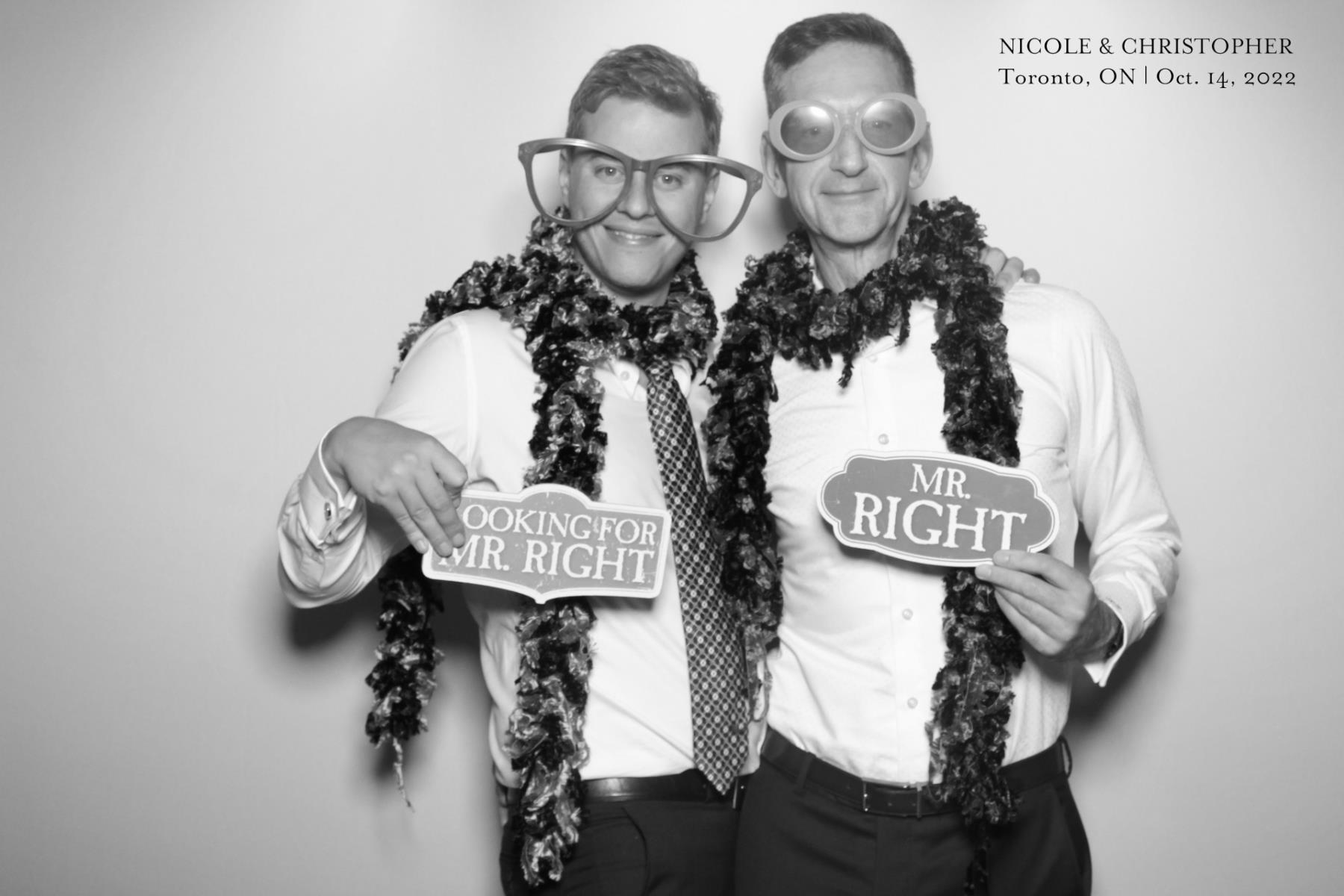 Christopher & Nicole | View more photos from the event at gallery.myselfiemirror.ca/u/romanmyselfiemirrorca/Christopher-Nicole