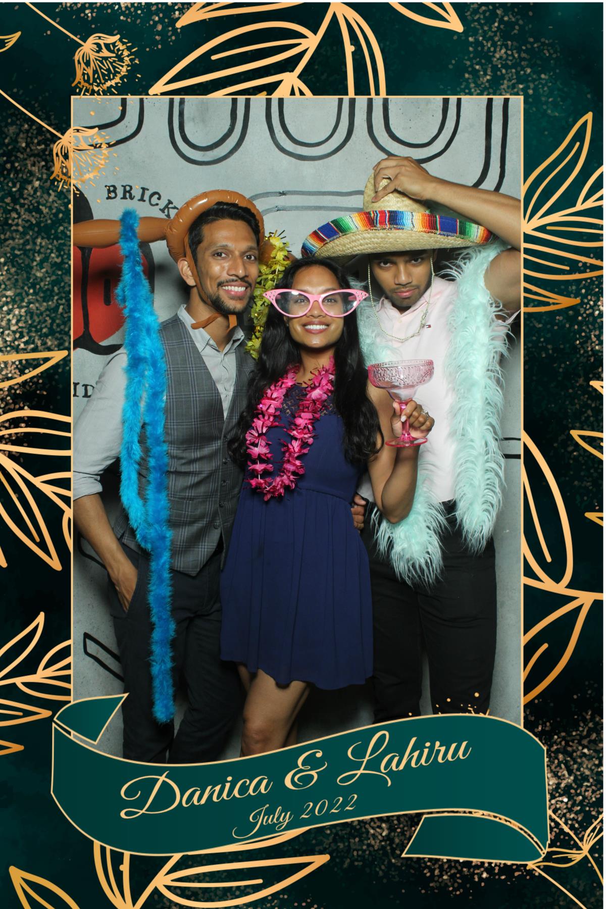 Danica & Lahiru | View more photos from the event at gallery.myselfiemirror.ca/u/romanmyselfiemirrorca/Danica-Lahiru