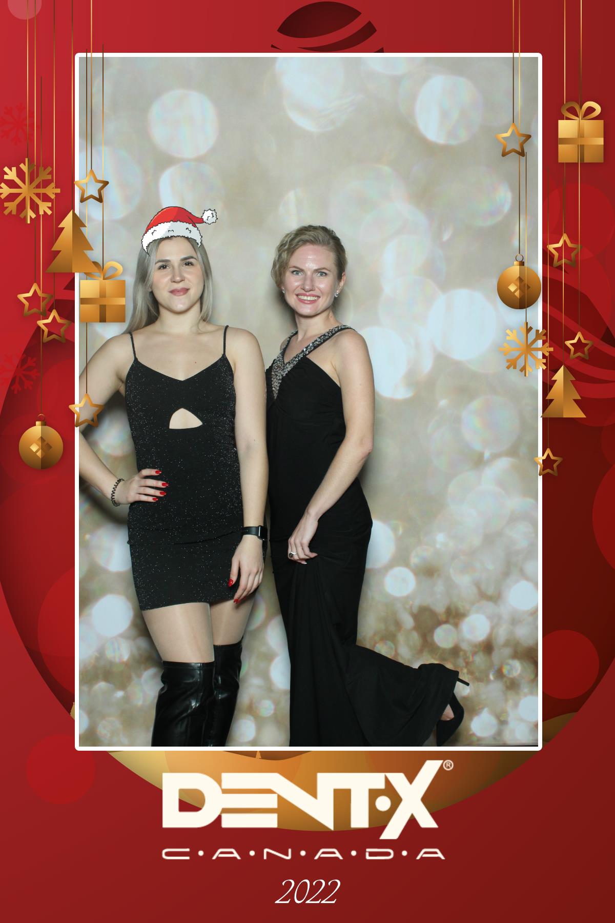 Dent-X Canada Christmas Party | View more photos from the event at gallery.myselfiemirror.ca/u/romanmyselfiemirrorca/Dent-X-Canada-Christmas-Party